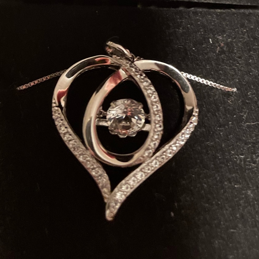 Women’s necklace